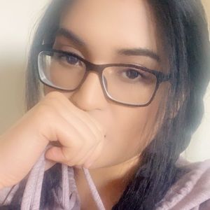 Meet your Posher, Oralia